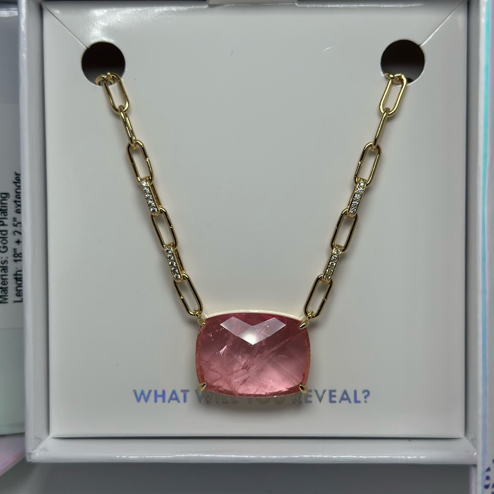 BP  Necklace with Modern Paperclip Design